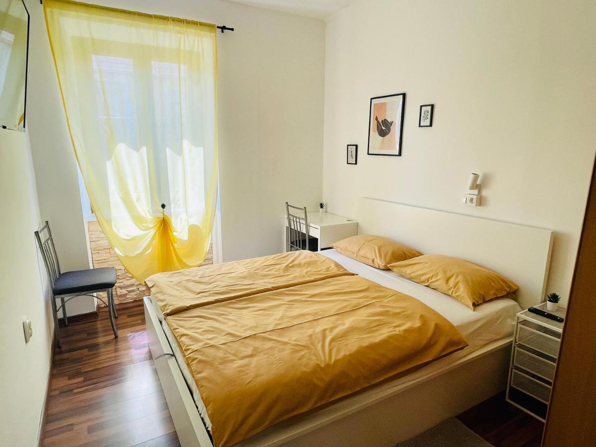 Apartman Three Queens Rijeka Exterior photo